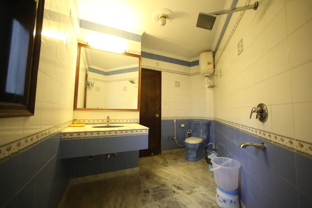 Arrival Inn by ADB Rooms