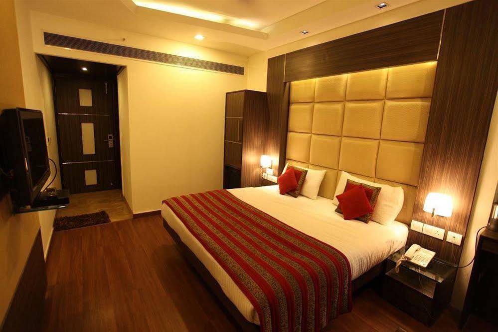 Balaji Deluxe