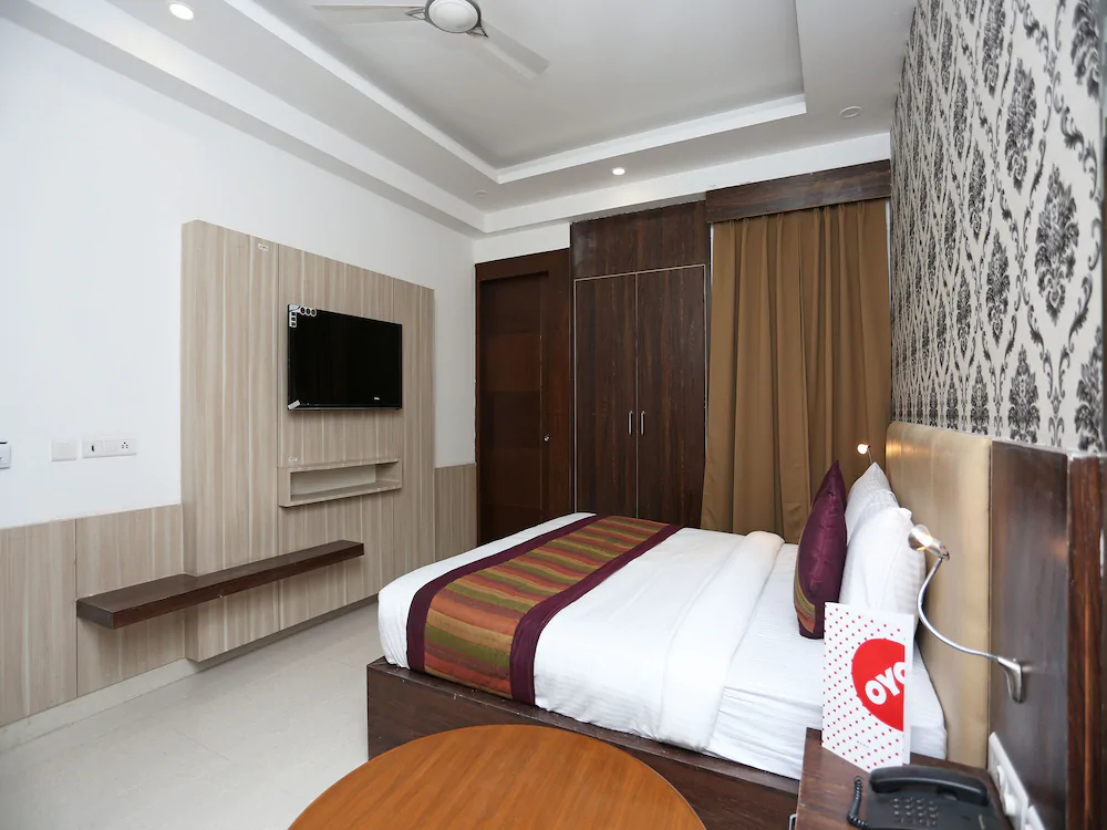 Hotel Almati Inn by OYO Rooms