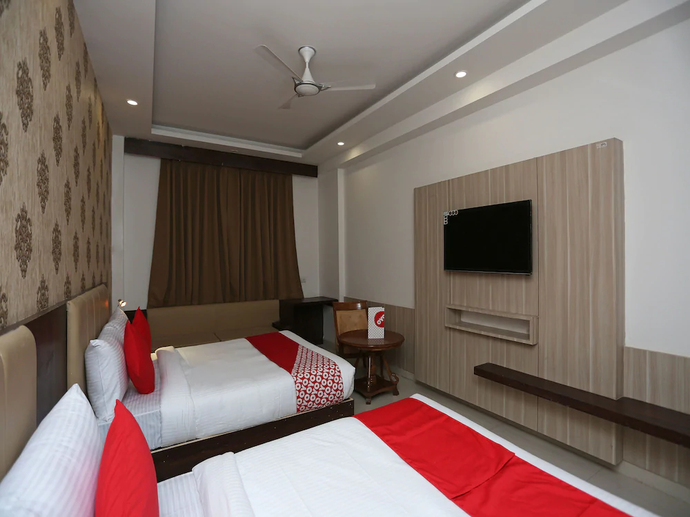 Hotel Almati Inn by OYO Rooms