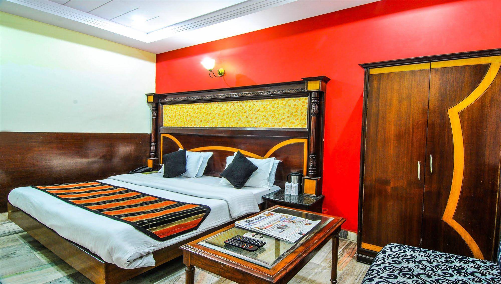 Chand Palace