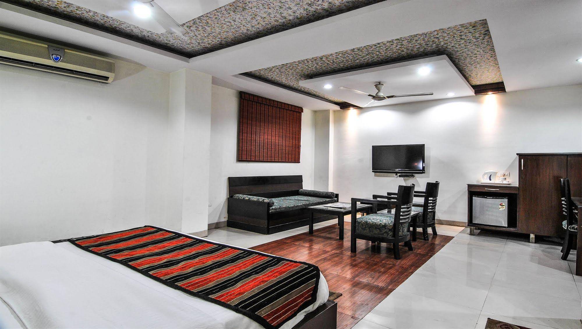 Chand Palace