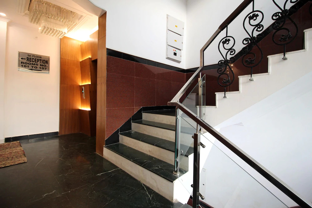 Chanson Hotels By OYO Rooms
