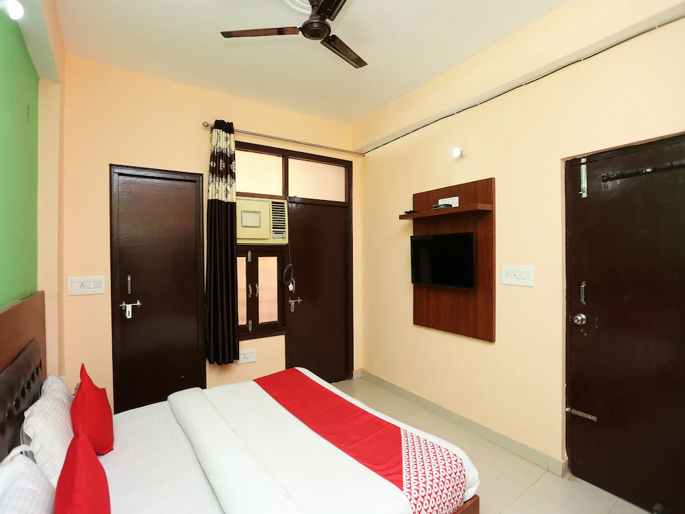 Chauhan Palace By OYO Rooms