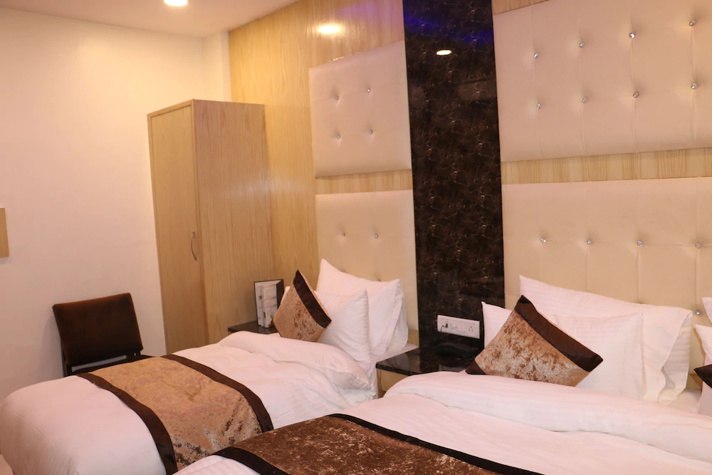 Hotel Cabana by Check In Room