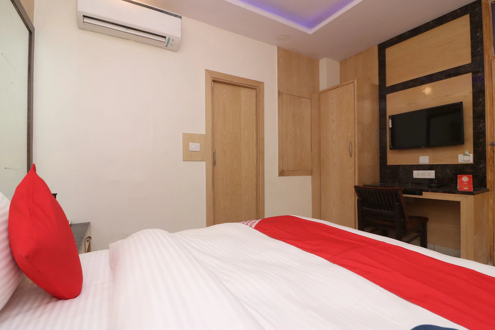 Hotel Cabana by Check In Room