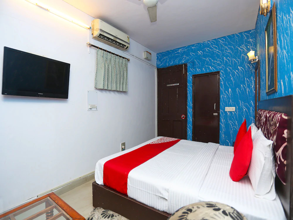 Chirag Residency By OYO Rooms