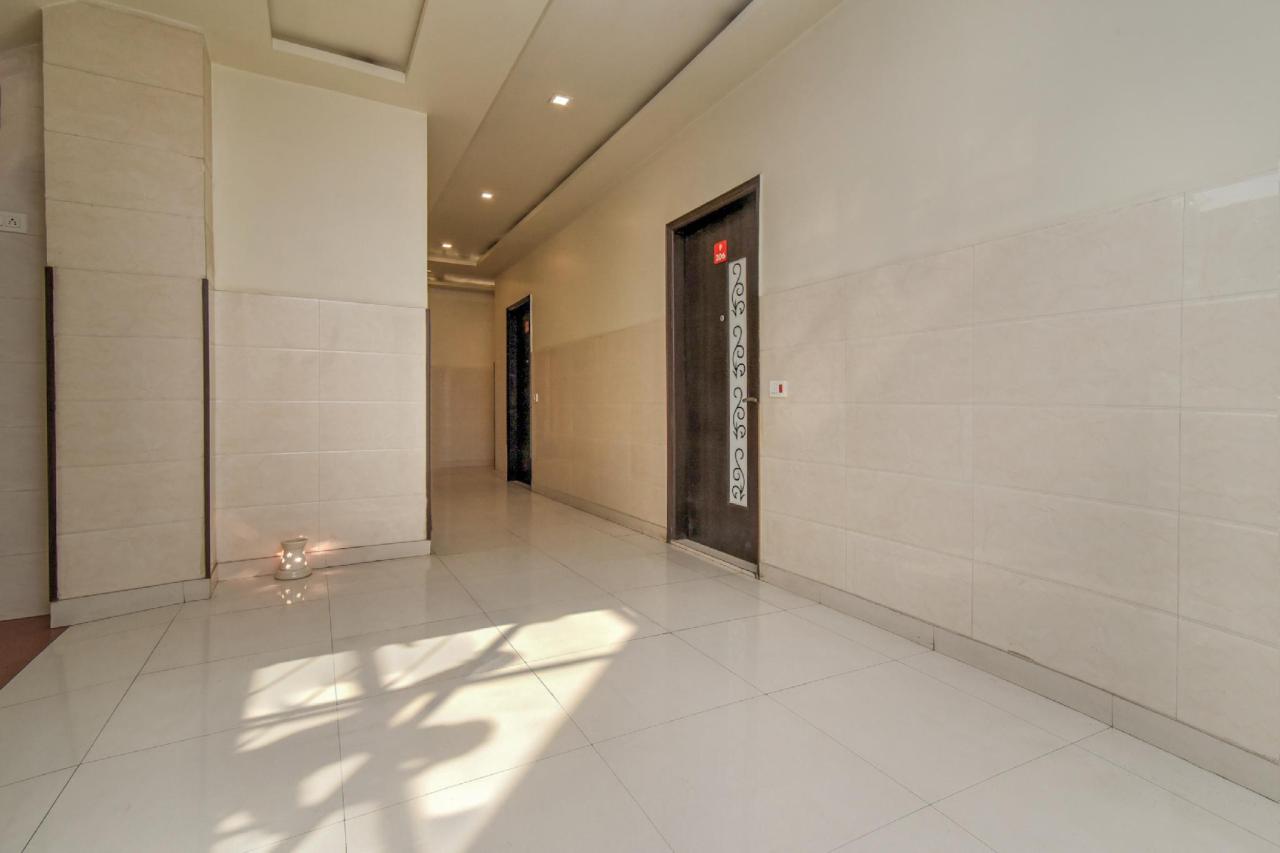 Collection O 76248 Hotel Dev Palace