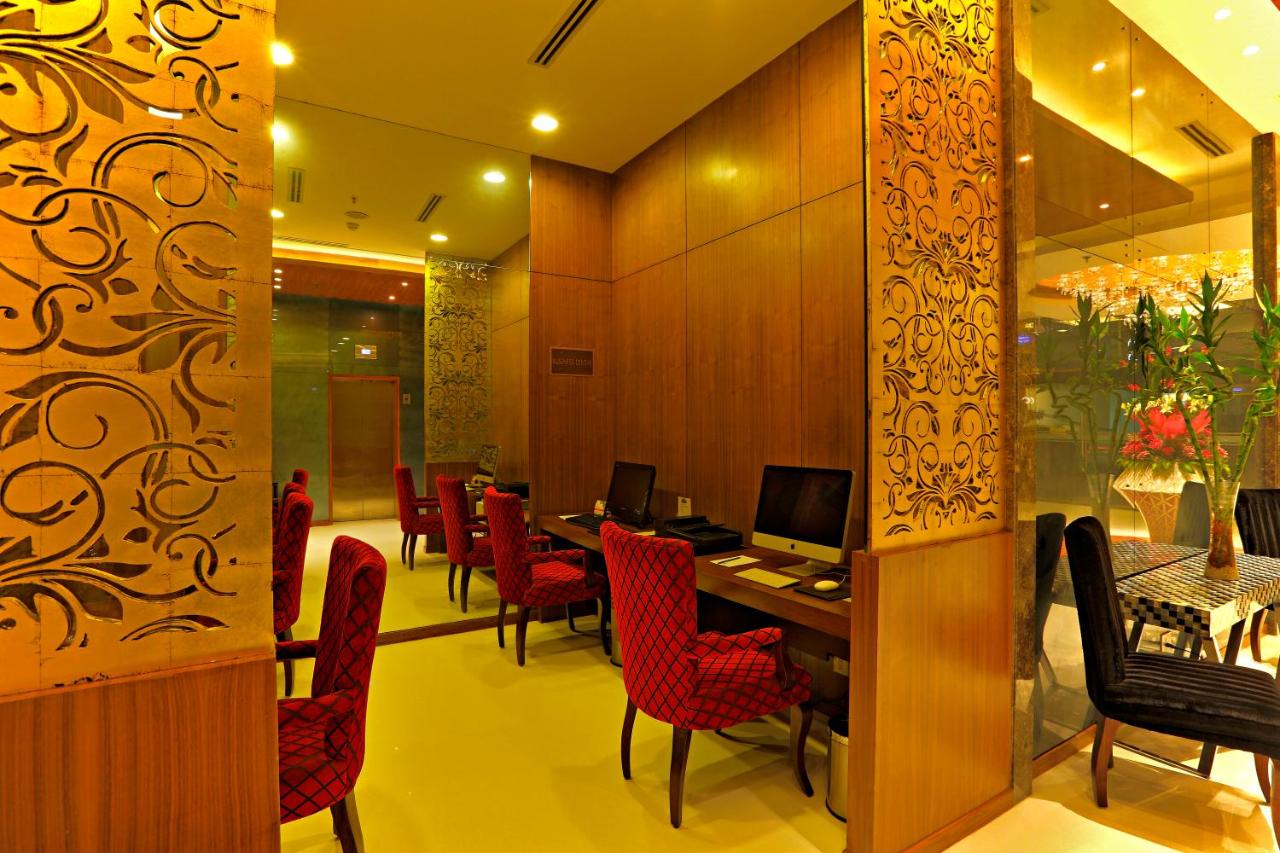 Zone Connect Saket