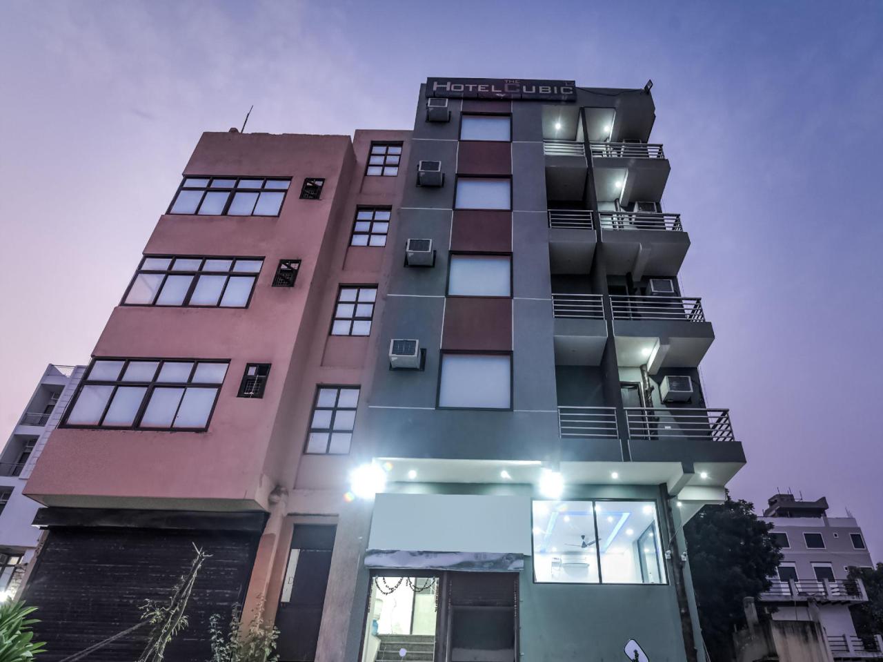 Dwarka Residency by OYO Rooms