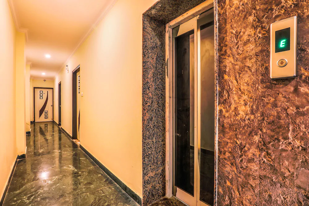 Hotel Clink Residency by OYO Rooms
