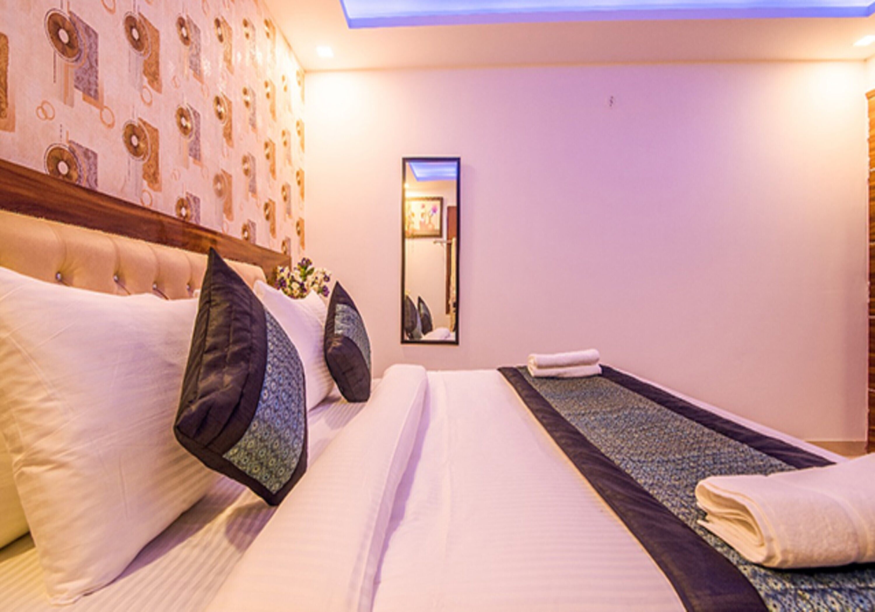 Fabexpress Pearl Robe