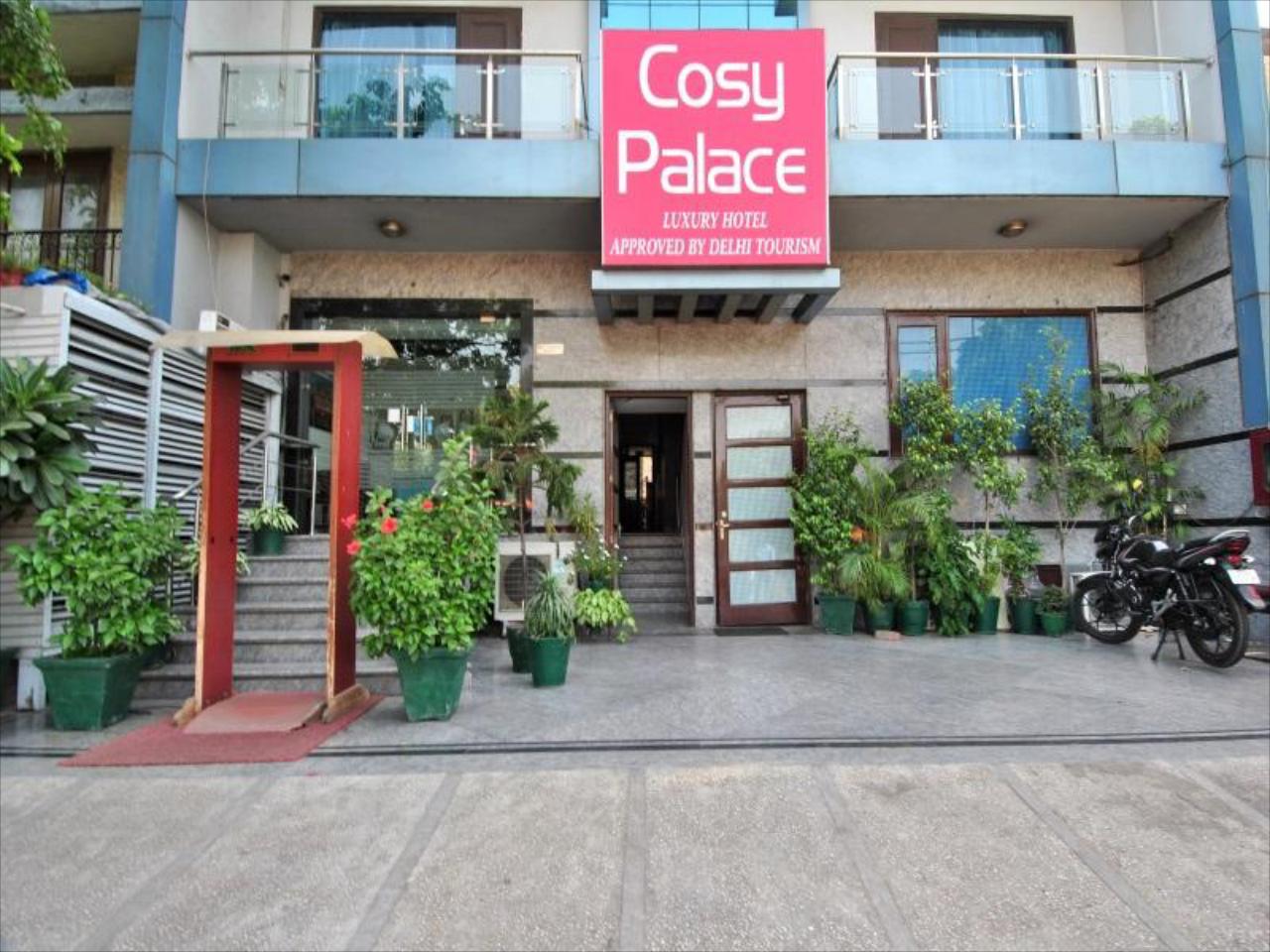 Fabhotel Cosy Palace