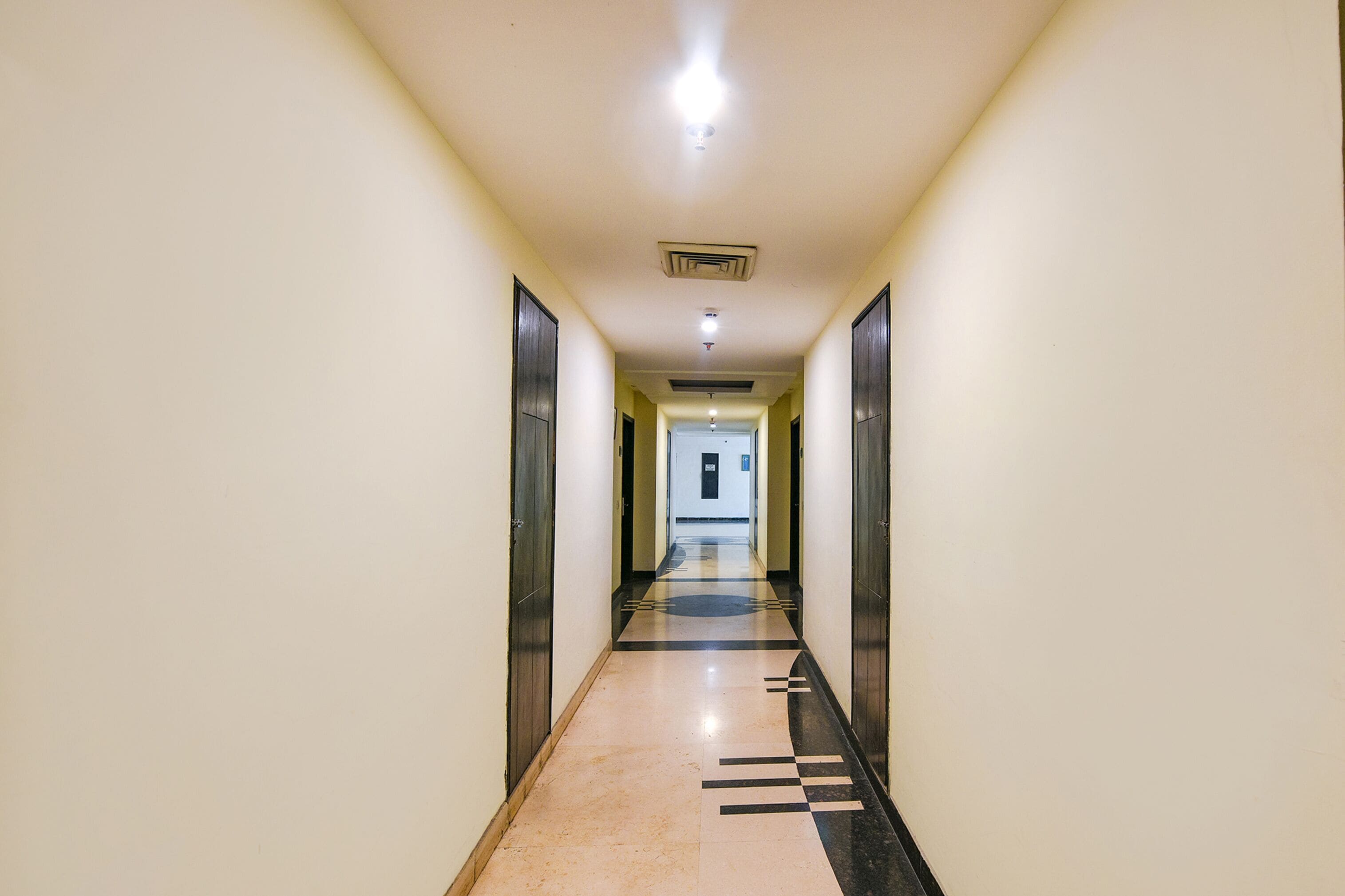Fabhotel Prime Westend Inn