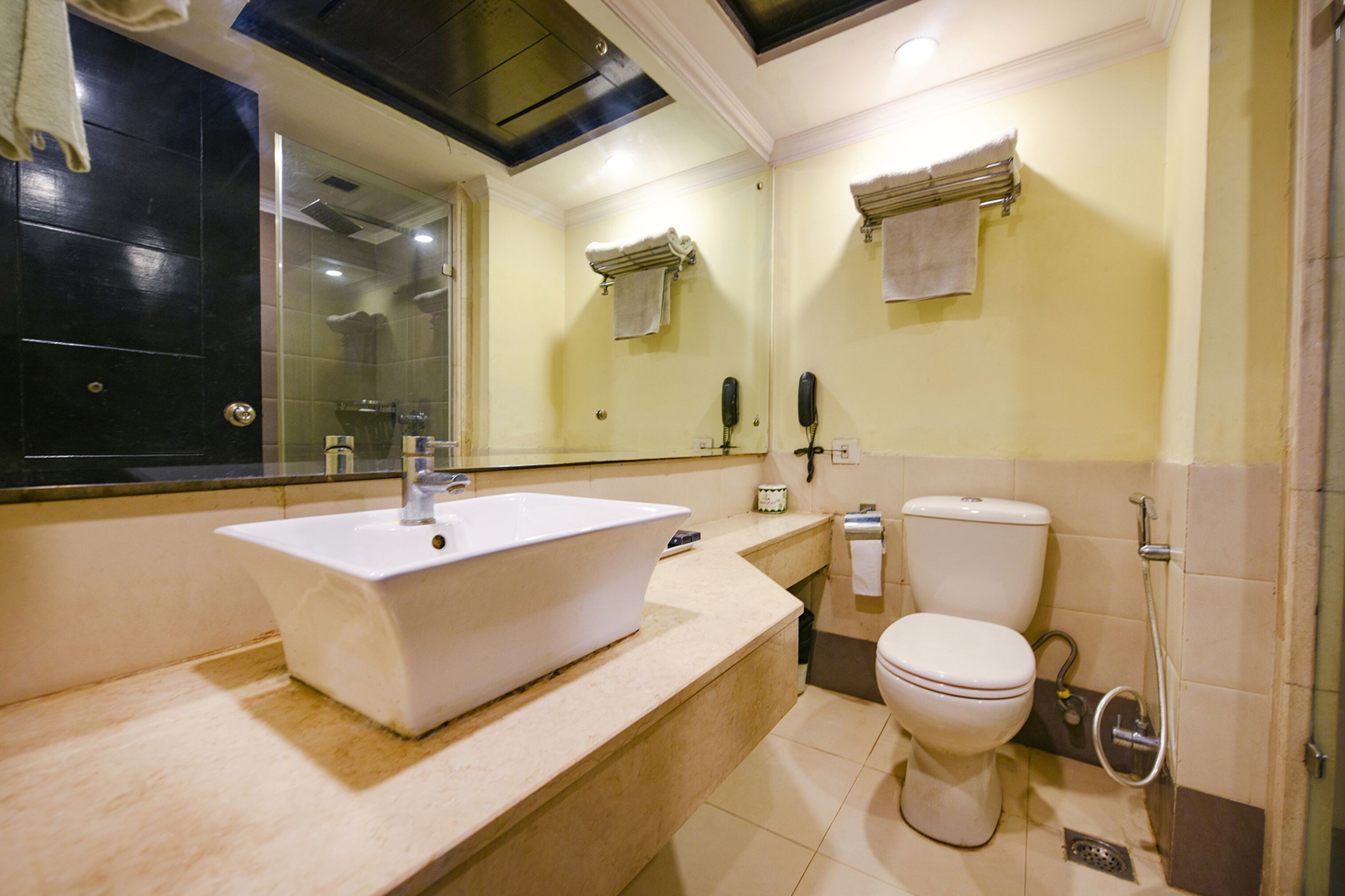 Fabhotel Prime Westend Inn