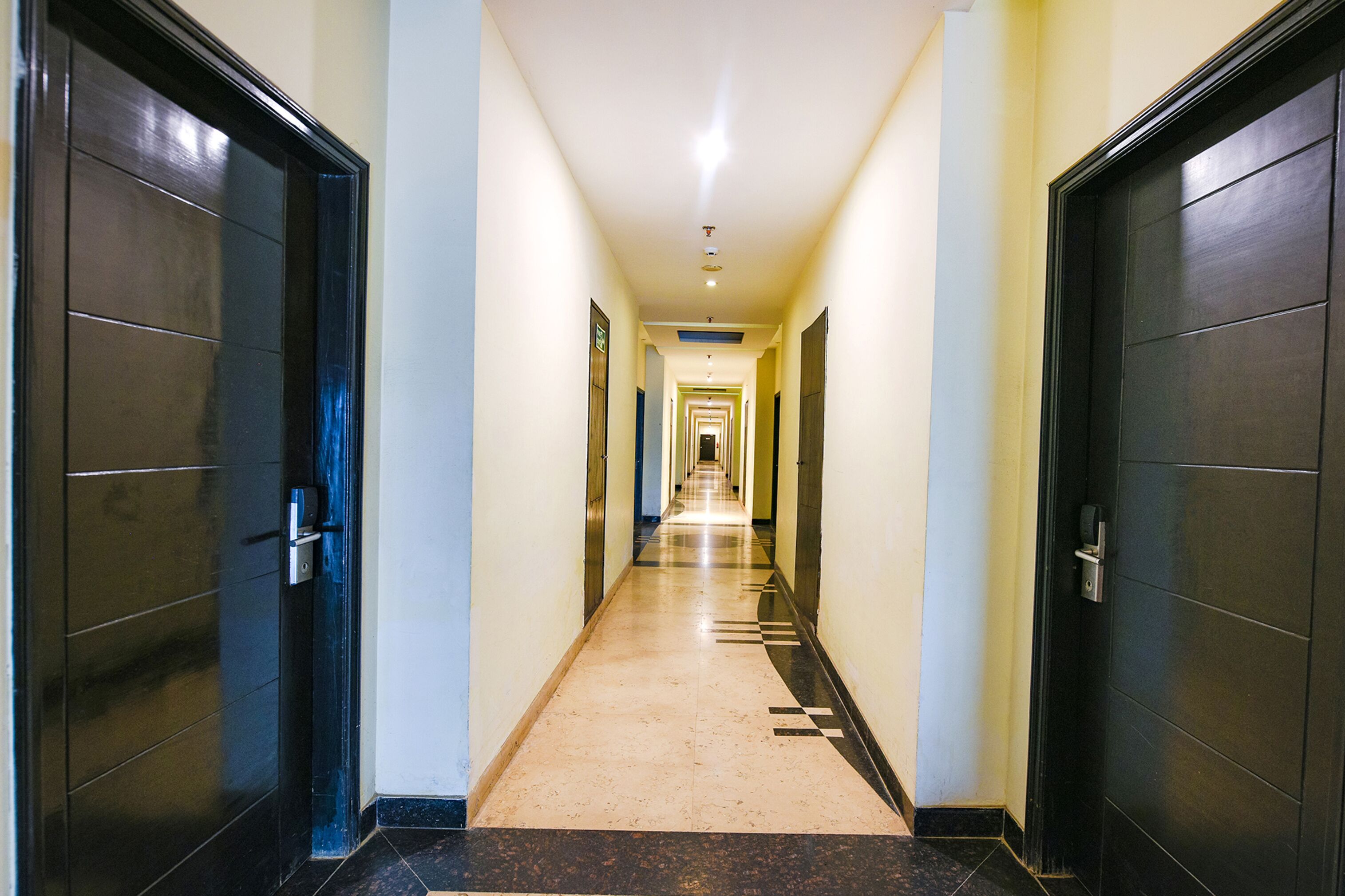 Fabhotel Prime Westend Inn
