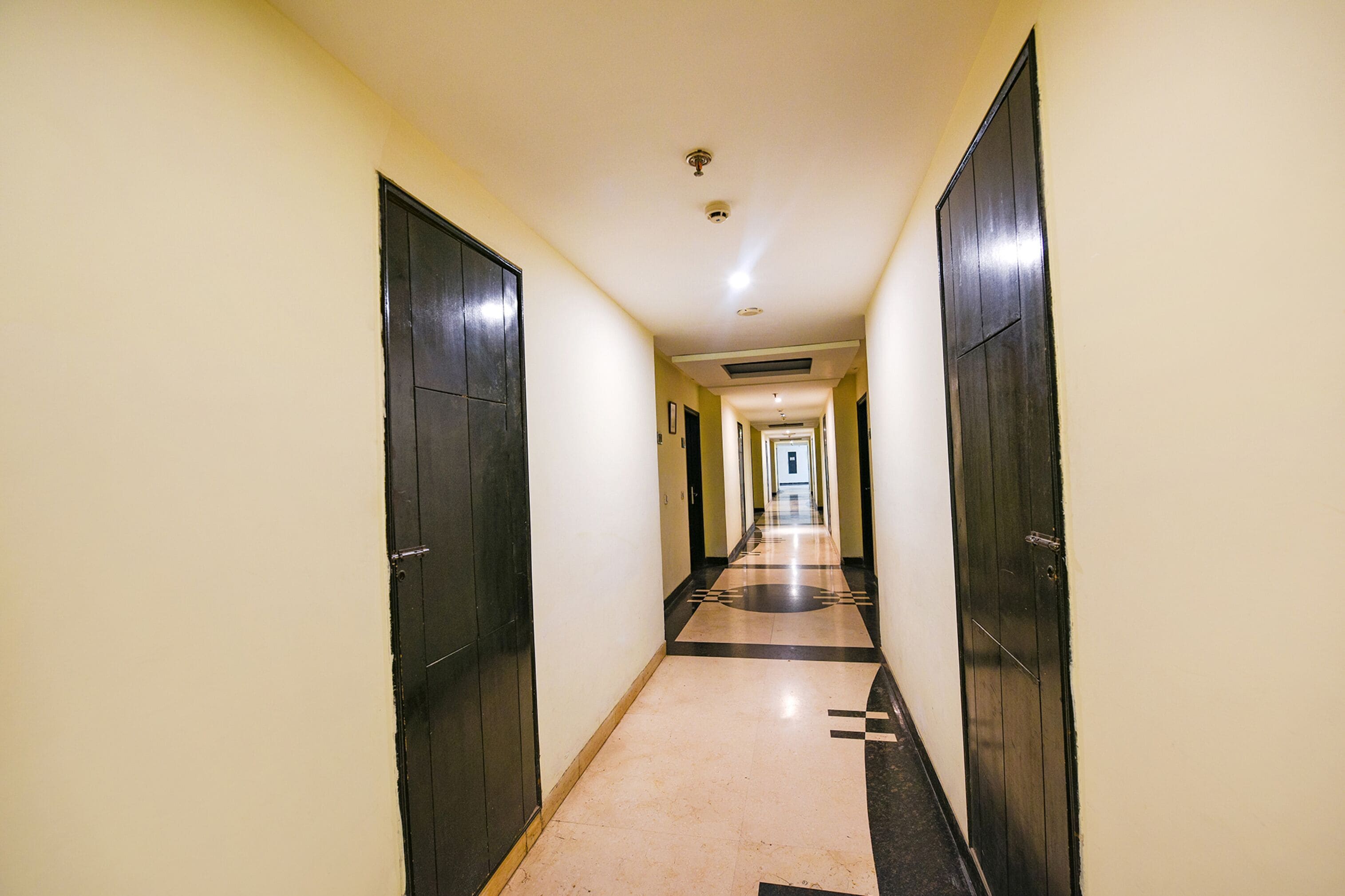 Fabhotel Prime Westend Inn