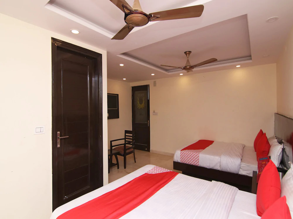 Gaurav Guest House by OYO