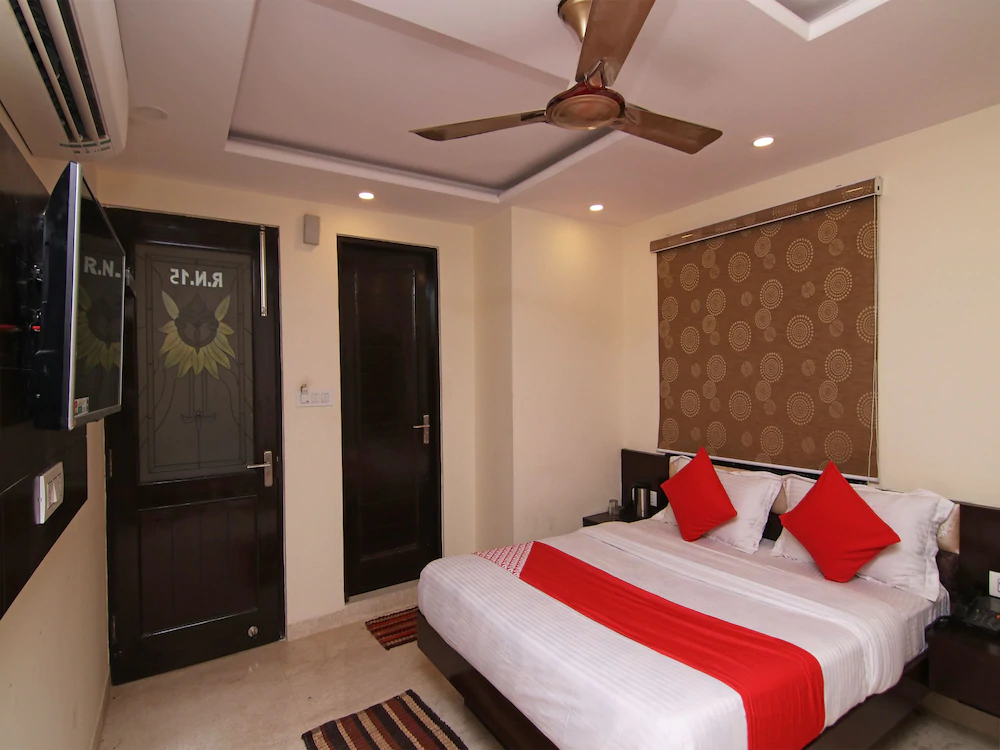 Gaurav Guest House by OYO
