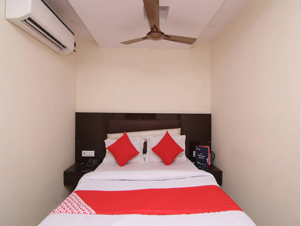Gaurav Guest House by OYO
