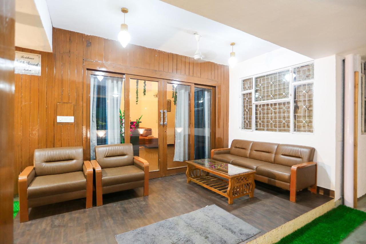 Golden Home Stay by OYO Rooms