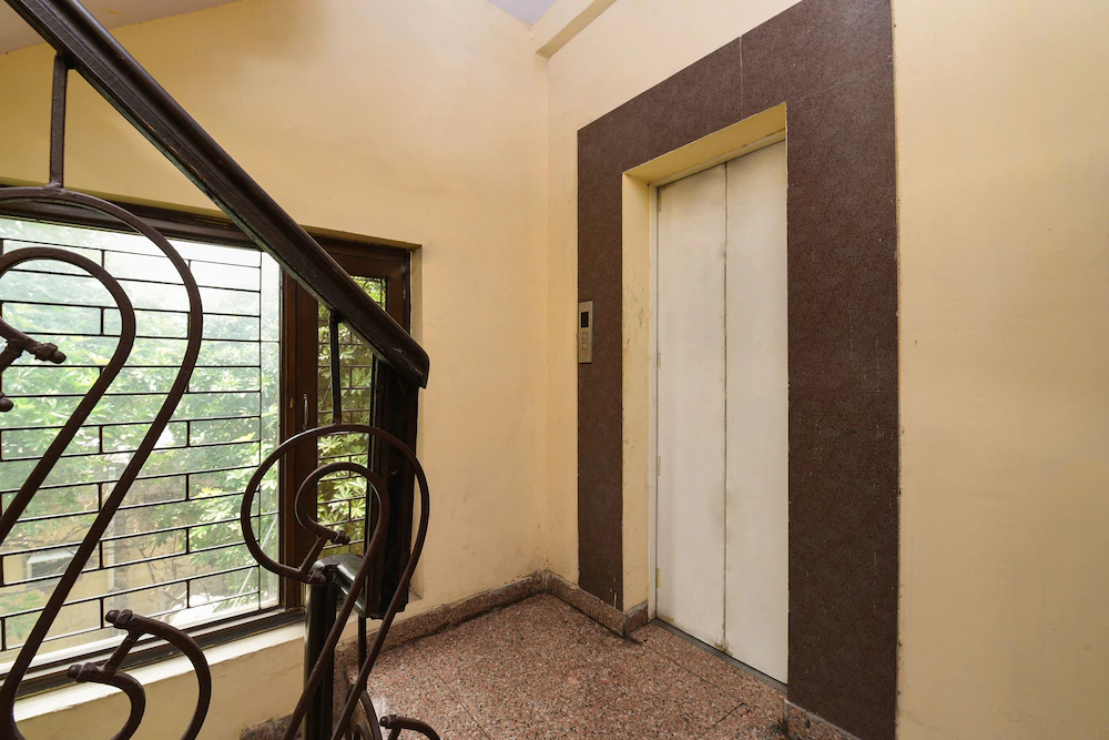 Golden Park By OYO Rooms