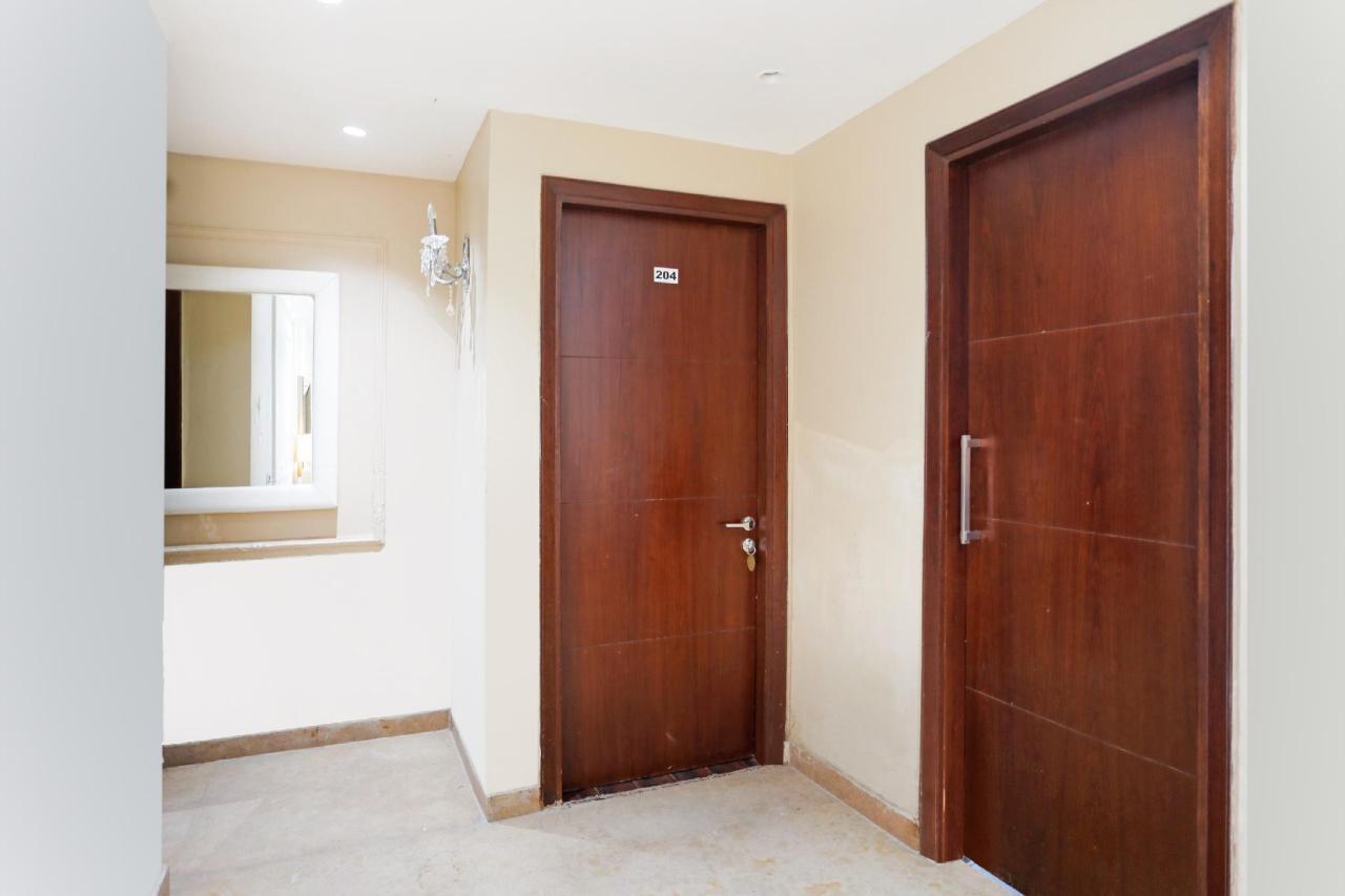 Grand Villa by OYO Rooms