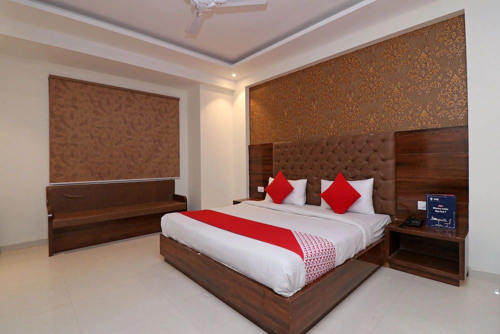 Grd Suites By OYO Rooms