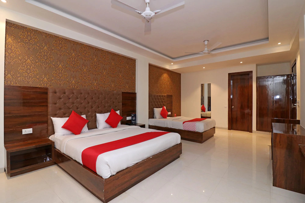 Grd Suites By OYO Rooms