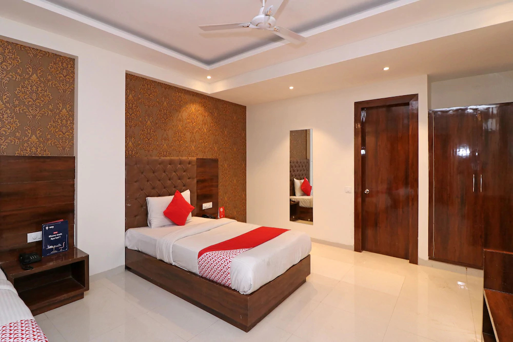 Grd Suites By OYO Rooms