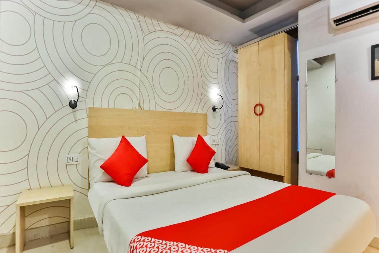 Happy In by OYO Rooms