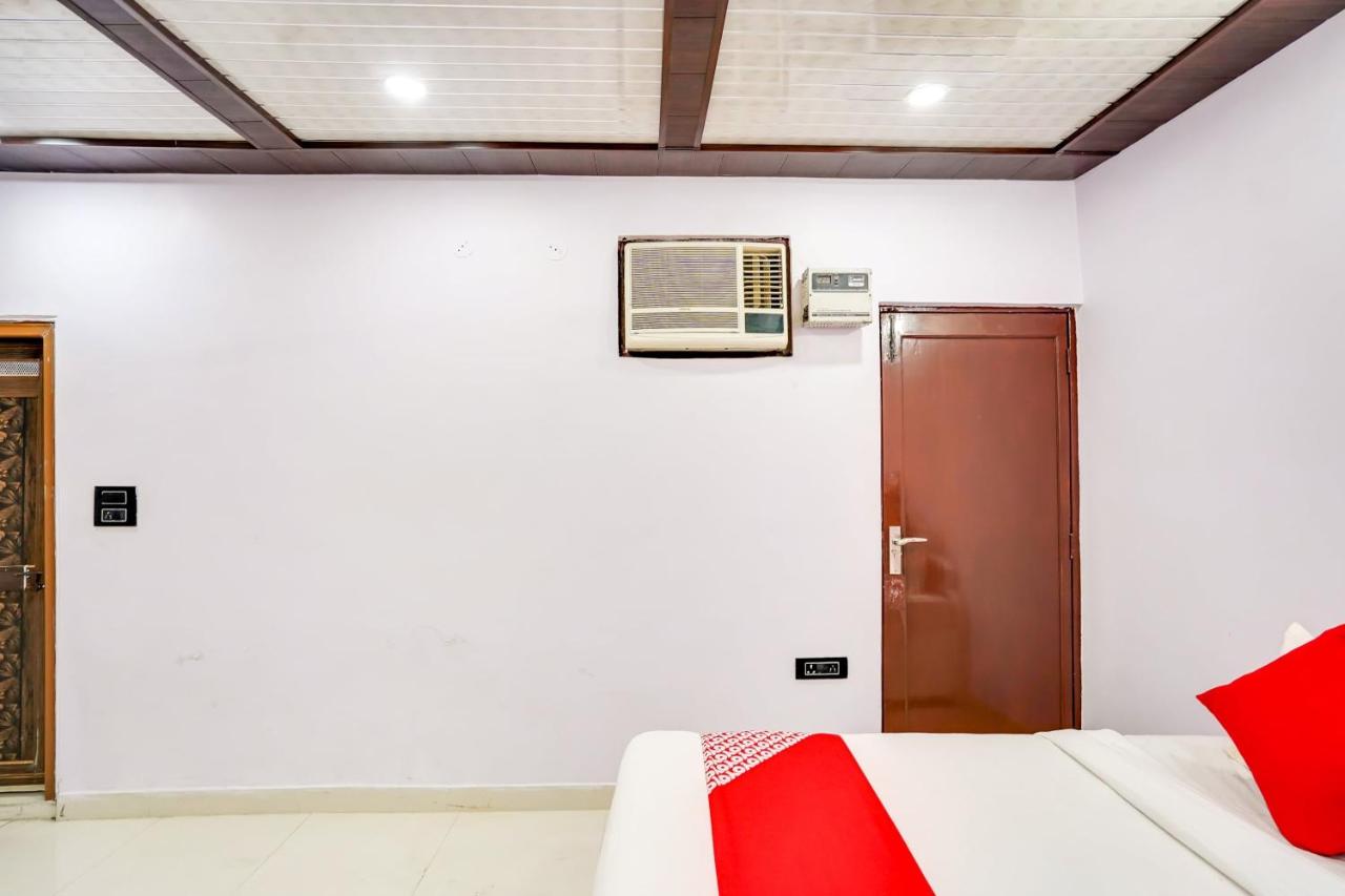 Hazel Residency by OYO Rooms