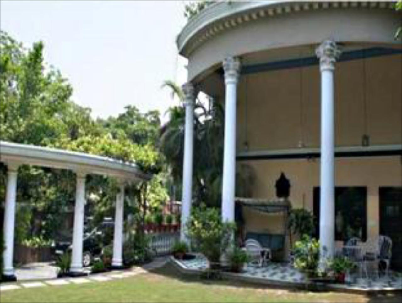 Heritage Inn