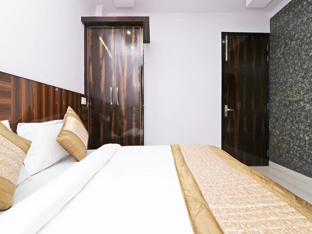 Hotel Aerosky Residency By OYO Rooms