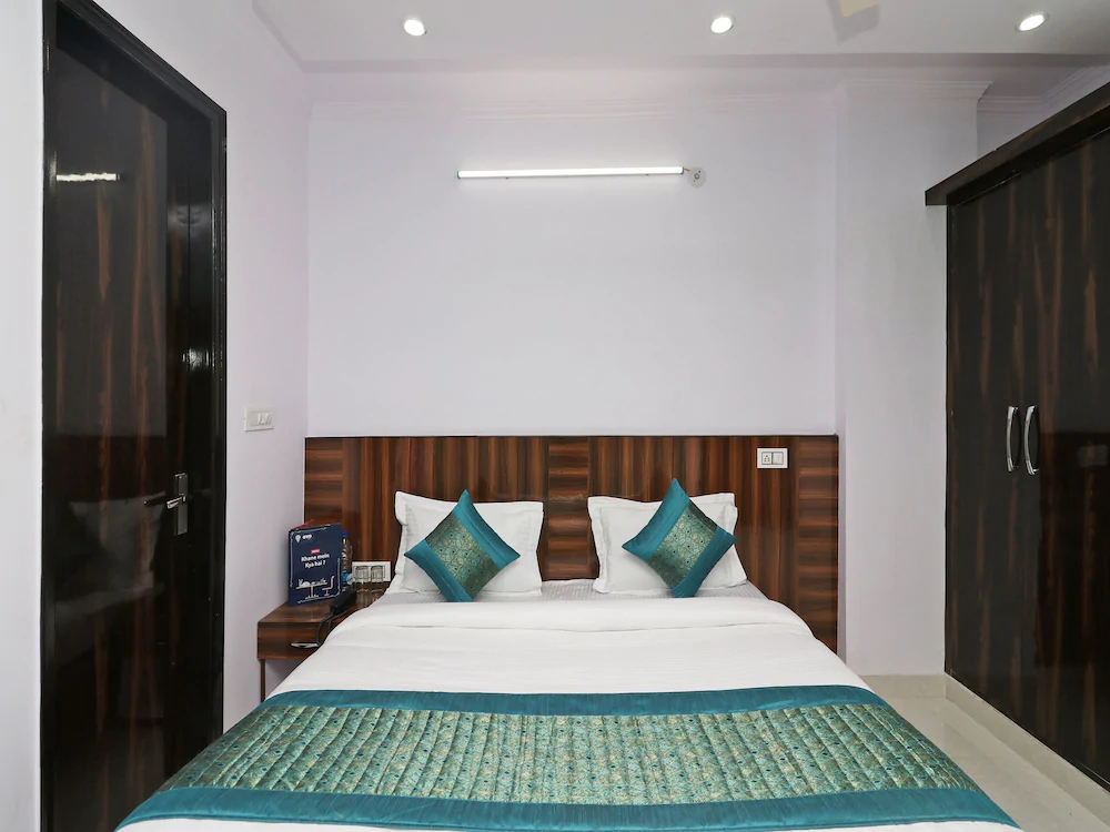 Hotel Aerosky Residency By OYO Rooms