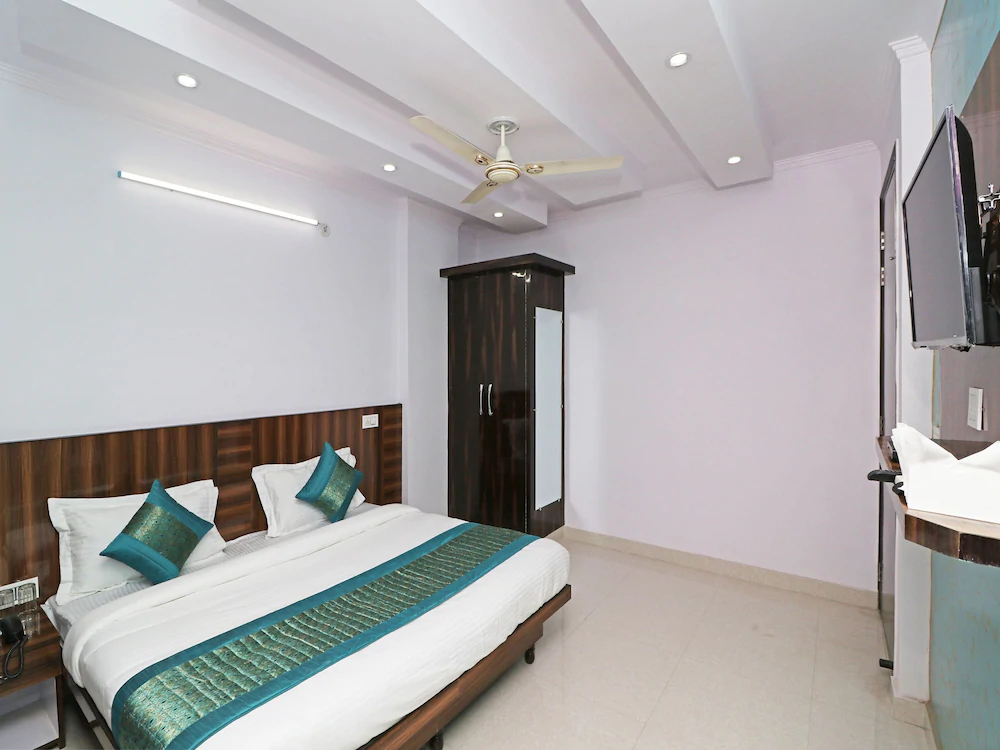 Hotel Aerosky Residency By OYO Rooms