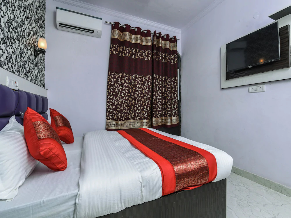 Hotel Akash Continental By OYO Rooms