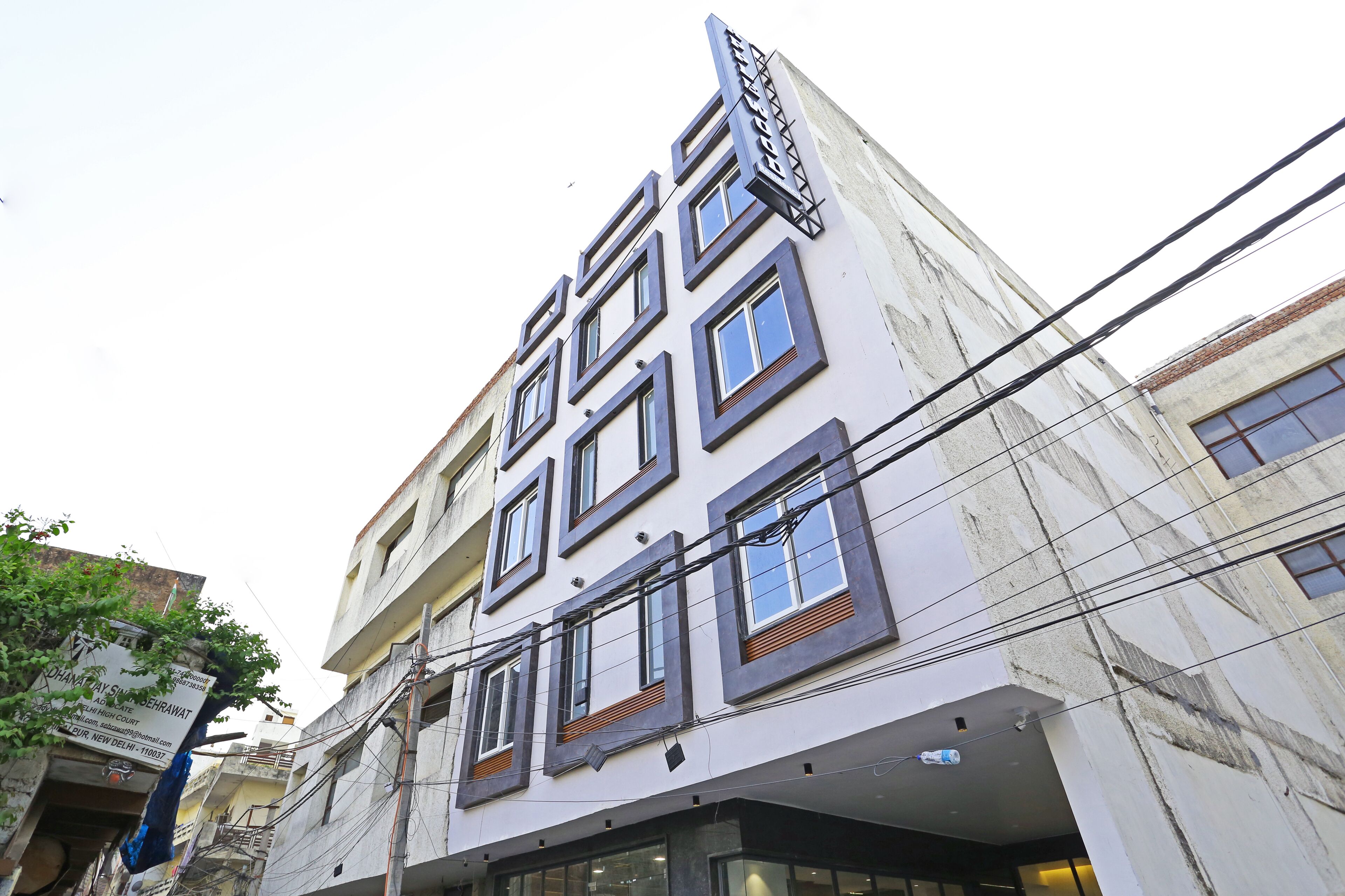 Hotel Applewood Delhi Airport
