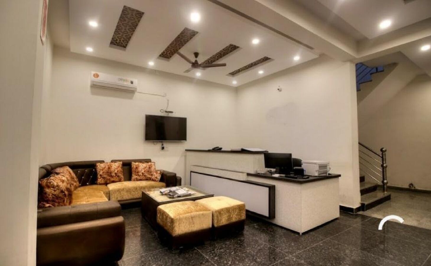 Hotel Ark Avalon- Near Delhi Airport