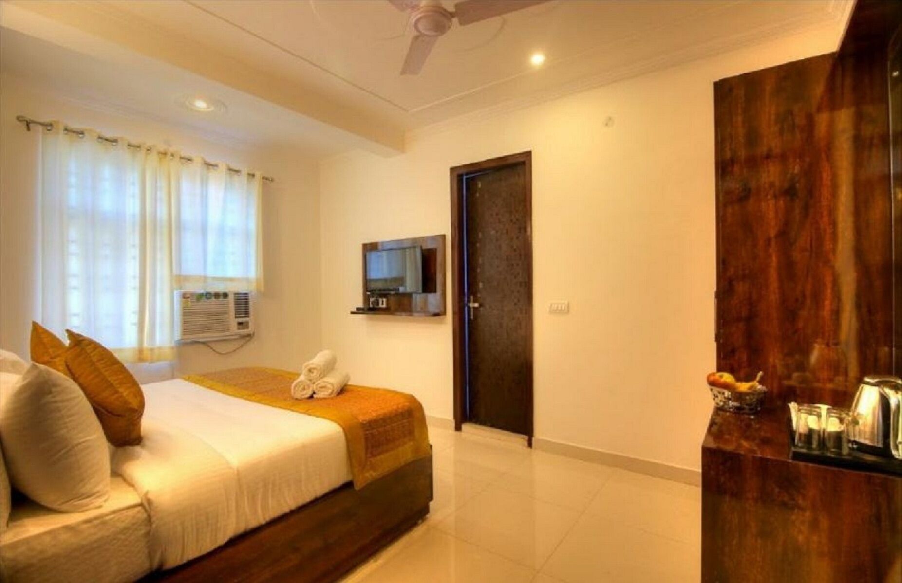 Hotel Ark Avalon- Near Delhi Airport