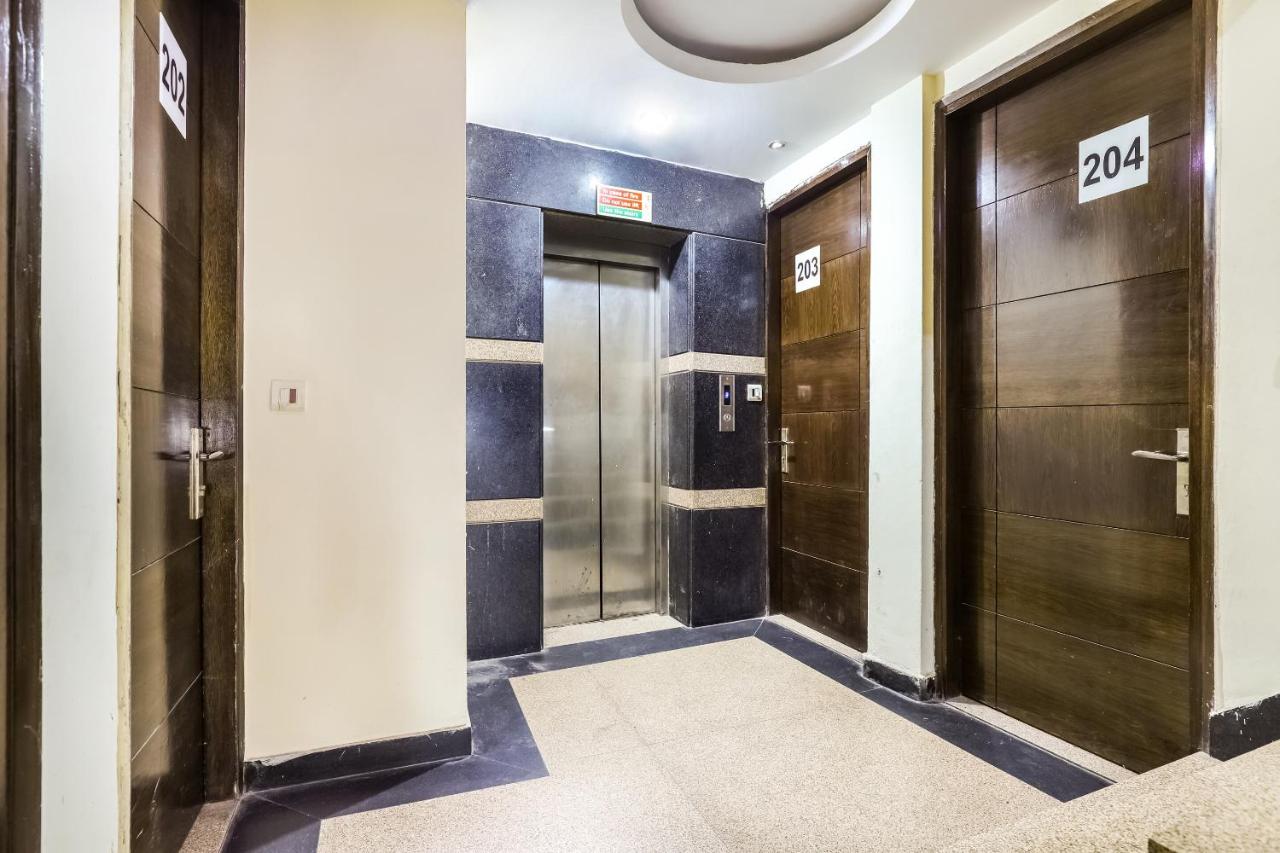 Hotel Chander Palace by OYO Rooms