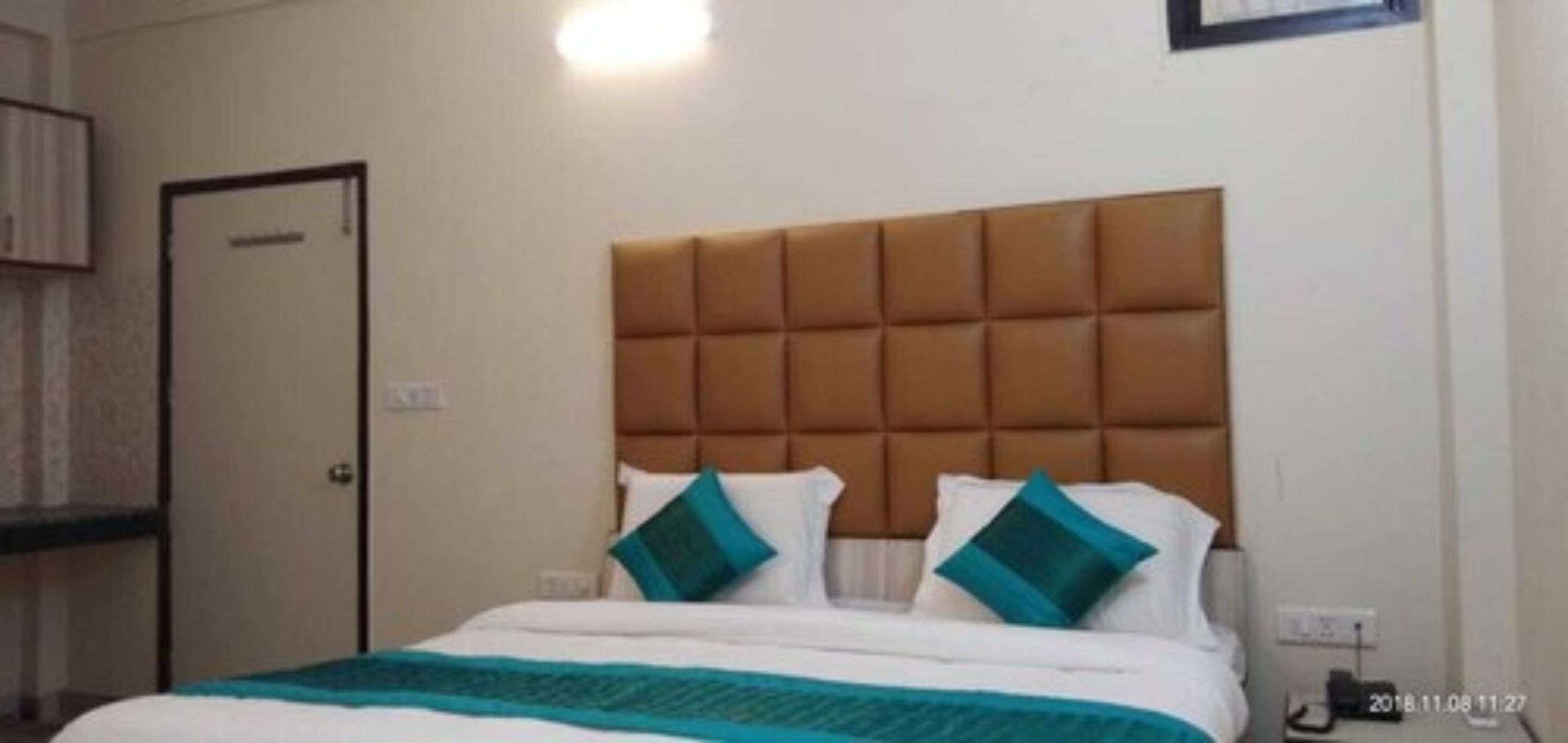 Hotel Clink Residency by ADB Rooms
