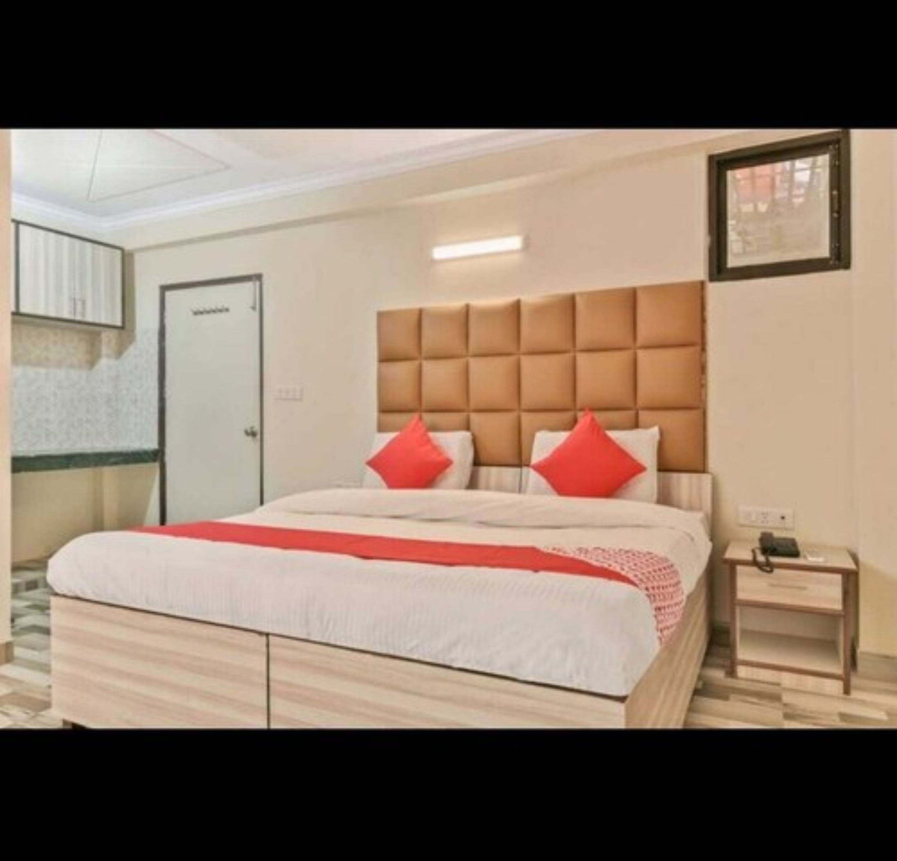 Hotel Clink Residency by ADB Rooms