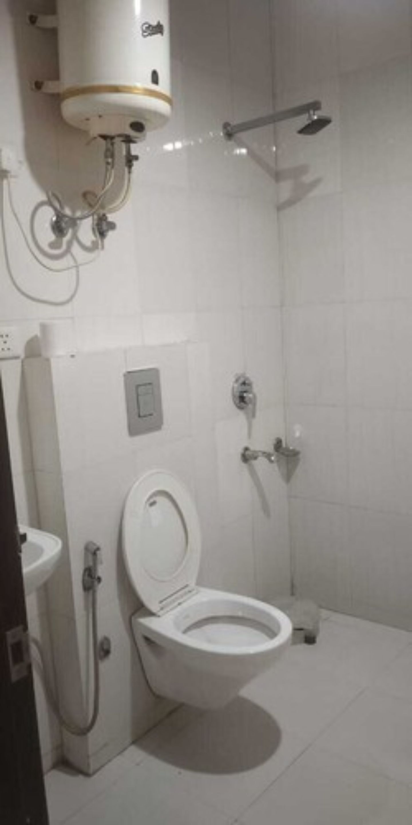 Hotel Clink Residency by ADB Rooms