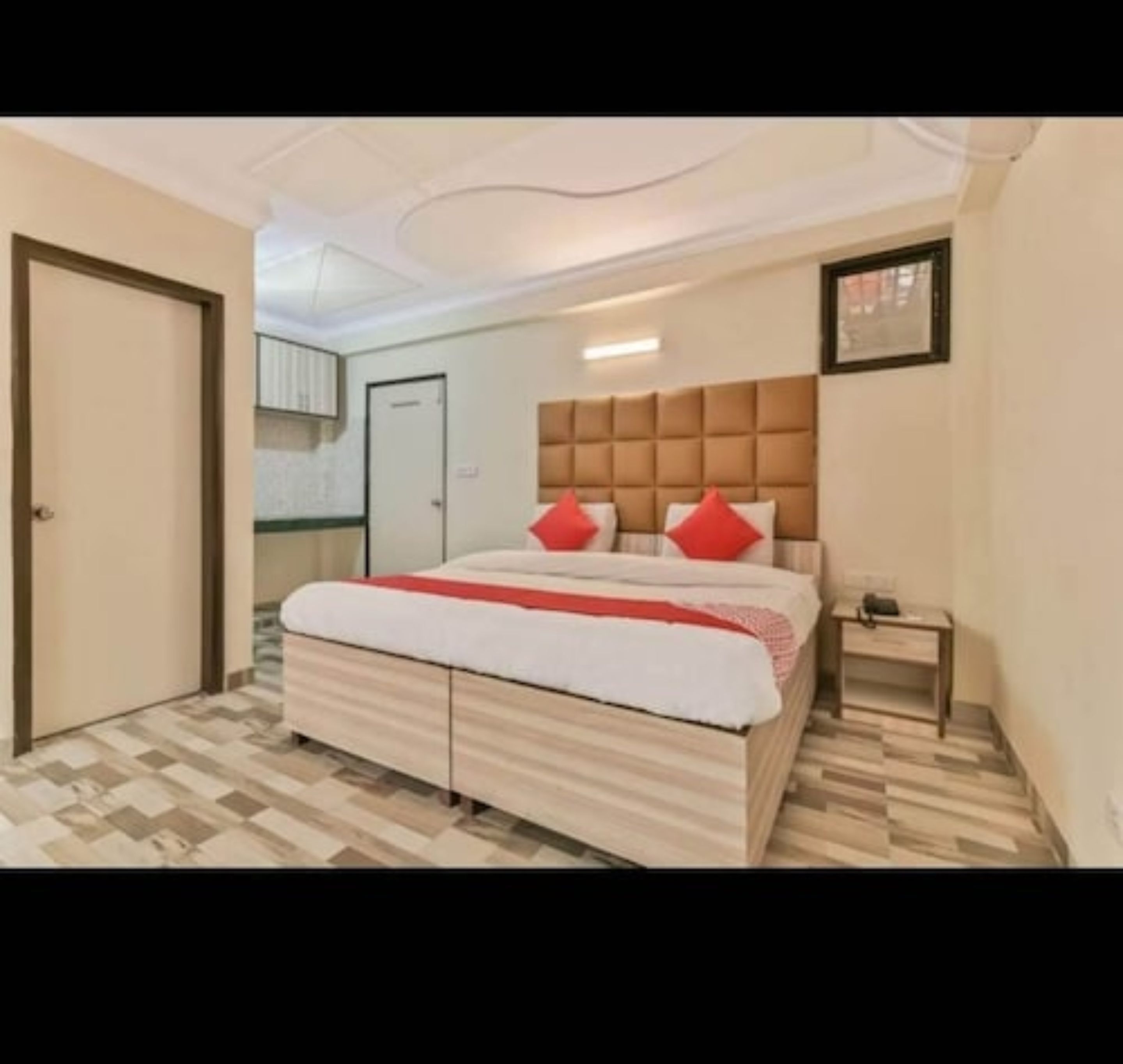 Hotel Clink Residency by ADB Rooms