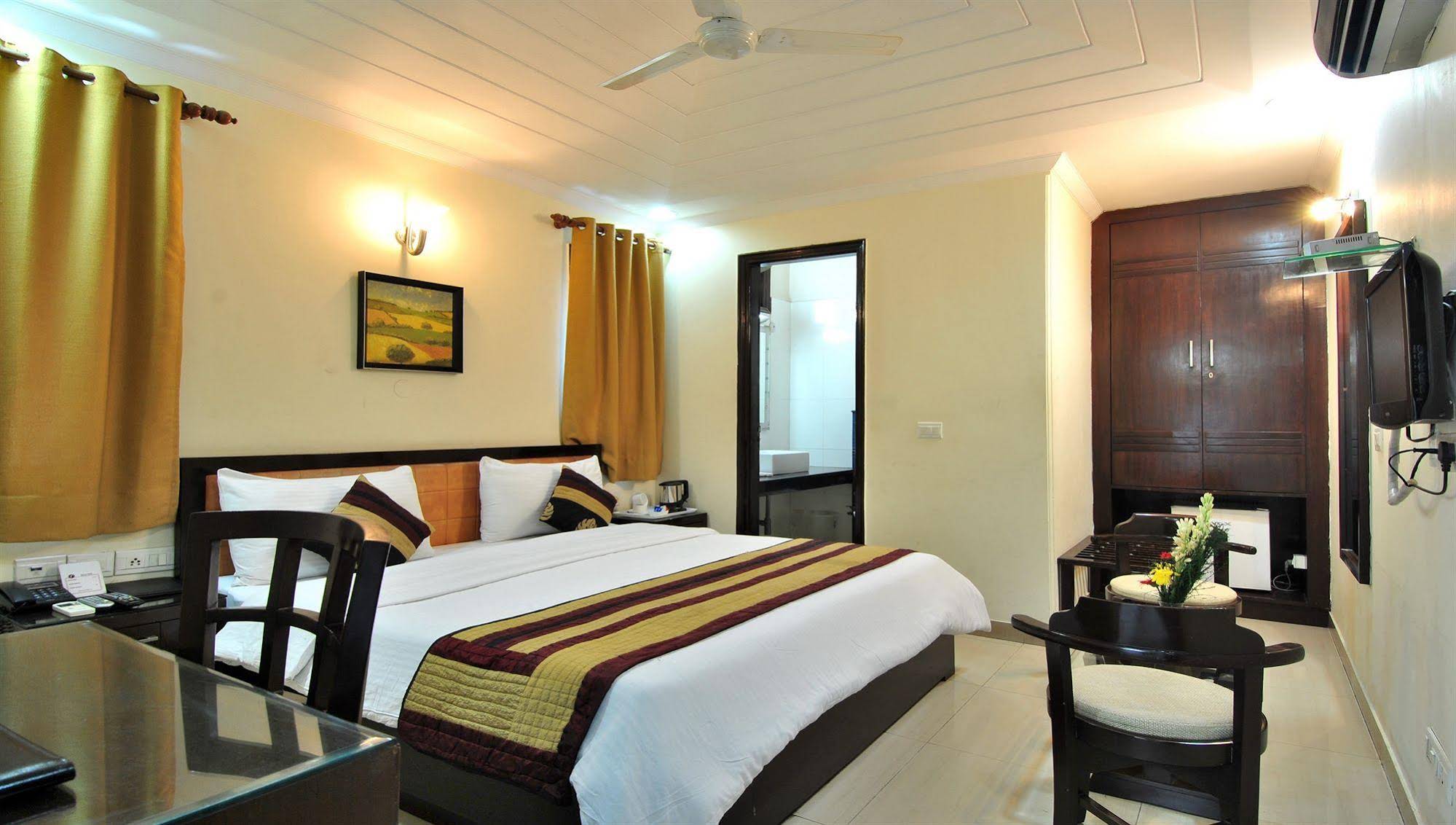 Hotel Cosy Palace