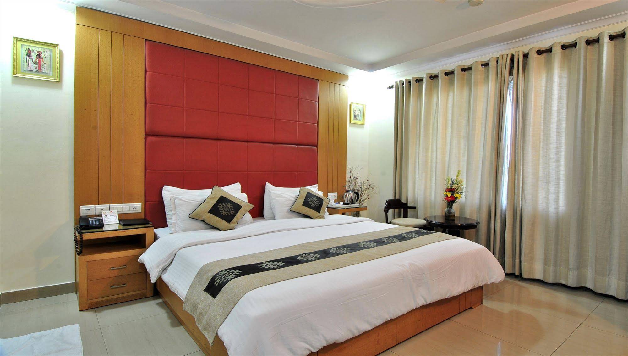 Hotel Cosy Palace