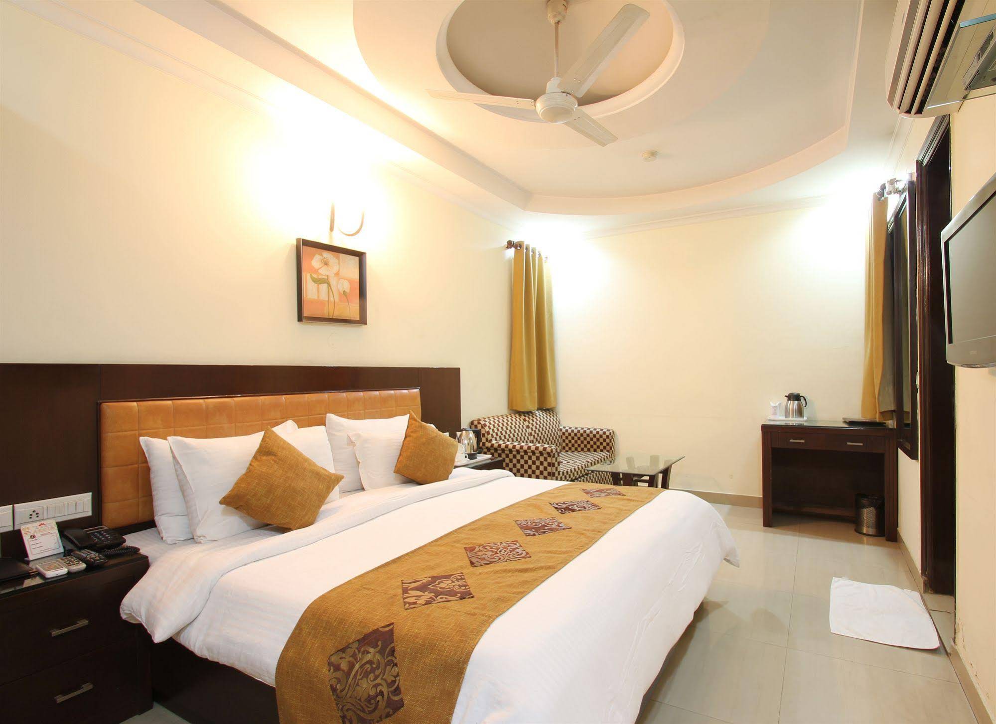 Hotel Cosy Palace