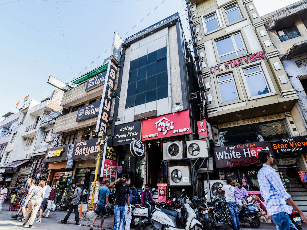 Hotel Cottage Crown Plaza By OYO Rooms