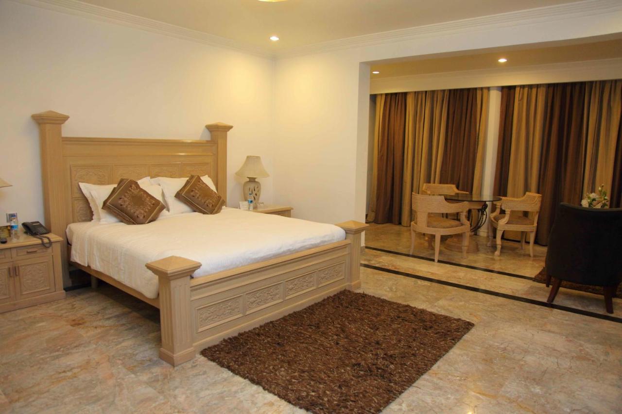Hotel Diplomat New Delhi